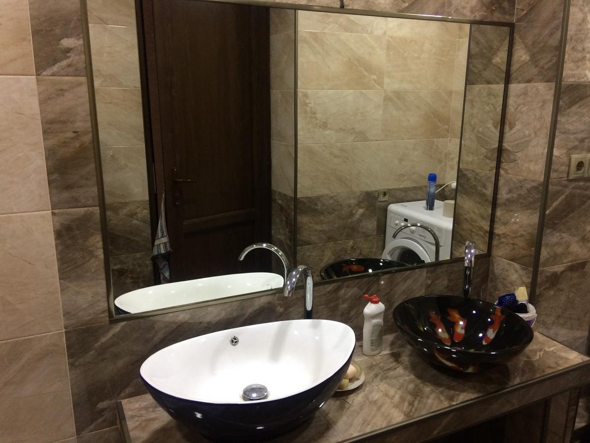 Vip Apartment at Gamrekeli str 1 Tbilisi Eksteriør bilde